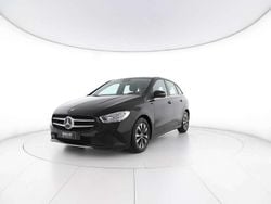 Nero Usata 2022 Mercedes B180 Monovolume | 26.100 € (Buon prezzo)