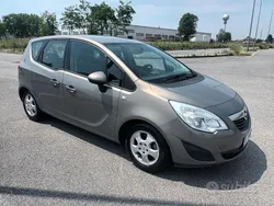 Grigio Usata 2010 Opel Meriva Monovolume | 3990 € (Buon prezzo)