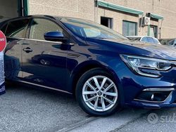 Blu/azzurro Usata 2020 Renault Mégane IV Tre volumi | 11.999 € (Ottimo prezzo)