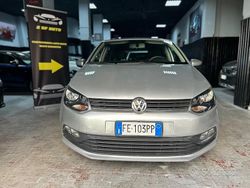 Arancione Usata 2016 VW Polo Trendline Tre volumi | 8000 € (Ottimo prezzo)