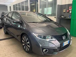 Grigio Usata 2015 Honda Civic Elegance Tre volumi | 12.990 € (Molto cara)