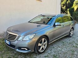 Grigio Usata 2011 Mercedes E250 Avantgarde Station wagon | 8999 €