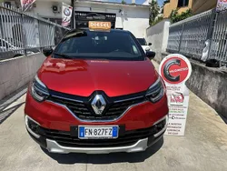Rosso Usata 2018 Renault Captur Intens SUV | 10.990 € (Buon prezzo)