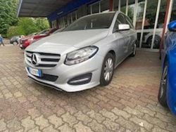 Grigio Usata 2016 Mercedes B180 Monovolume | 13.500 € (Buon prezzo)