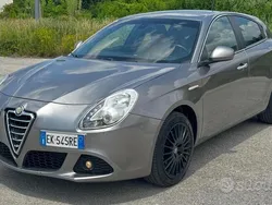 Other Usata 2012 Alfa Romeo Giulietta Progression Due volumi | 4699 € (Buon prezzo)