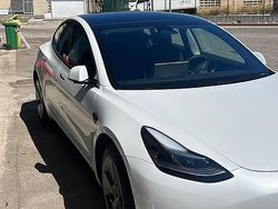 Bianco Usata 2023 Tesla Model 3 RWD Tre volumi | 26.990 € (Buon prezzo)
