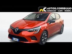 Arancione Usata 2022 Renault Clio V Evolution Tre volumi | 14.250 € (Ottimo prezzo)