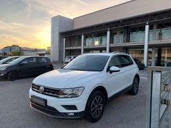 Bianco pastello Usata 2018 VW Tiguan Business SUV | 17.500 € (Buon prezzo)