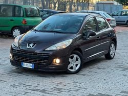 Marrone Usata 2011 Peugeot 207 Tre volumi | 2600 € (Ottimo prezzo)