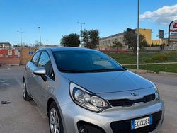 Usata 2011 Kia Rio Tre volumi | 5000 € (Molto cara)