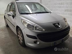 Grigio Usata 2007 Peugeot 207 Due volumi | 2990 €