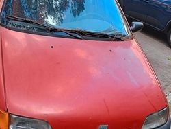 Rosso Usata 1998 Fiat Punto Due volumi | 800 €