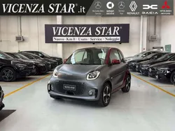 Grigio opaco Usata 2023 Smart ForTwo Electric Drive Pure Due volumi | 15.400 € (Buon prezzo)