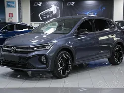 Smoky grey met. Nuova 2025 VW Taigo R-line SUV | 25.900 € (Buon prezzo)