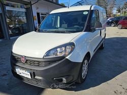 Bianco pastello Usata 2021 Fiat Doblò Lounge Monovolume | 11.990 € (Buon prezzo)