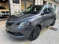 Grigio Usata 2022 Lancia Ypsilon Gold Due volumi | 10.990 € (Buon prezzo)