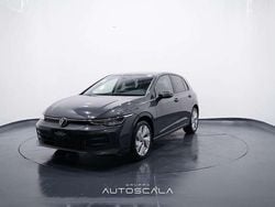 Dolphin grey metallizzato Nuova 2025 VW Golf VIII Edition Tre volumi | 23.990 € (Ottimo prezzo)