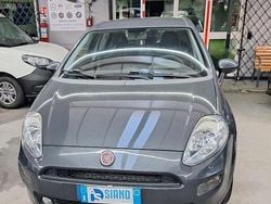 Grigio Usata 2015 Fiat Punto Lounge Tre volumi | 5499 € (Buon prezzo)