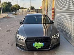 Grigio Usata 2018 Audi A3 Tre volumi | 15.500 €