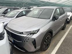 Grigio Usata 2024 Peugeot 3008 SUV | 31.500 € (Cara)