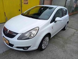 Bianco Usata 2010 Opel Corsa Edition Tre volumi | 2500 €