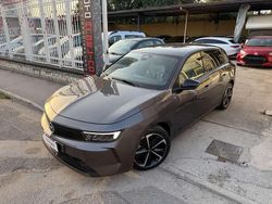 Grigio Usata 2023 Opel Astra Elegance Tre volumi | 16.500 € (Super prezzo)
