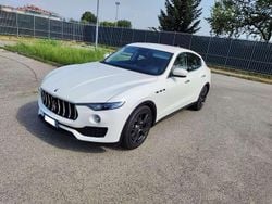 Bianco Usata 2021 Maserati Levante SUV | 43.900 € (Buon prezzo)