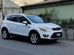 Bianco Usata 2010 Ford Kuga SUV | 7000 € (Buon prezzo)