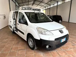 Bianco Usata 2010 Peugeot Partner Monovolume | 5000 € (Buon prezzo)
