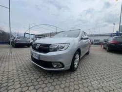 Grigio Usata 2017 Dacia Sandero Ambiance Due volumi | 5900 € (Buon prezzo)