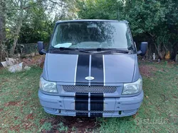 Usata 2005 Ford Tourneo Monovolume | 6000 €