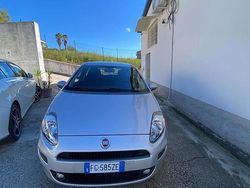 Grigio Usata 2017 Fiat Punto Street Due volumi | 7800 € (Cara)