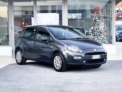 Grigio Usata 2014 Fiat Punto Tre volumi | 7900 € (Cara)