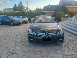 Nero Usata 2013 Mercedes E220 Premium Coupé | 15.500 € (Buon prezzo)