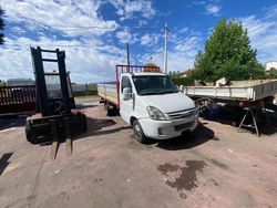Bianco Usata 2009 Iveco 35.12 Furgone | 17.000 €