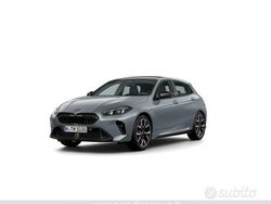Grigio Nuova 2025 BMW 118 Comfort Edition Due volumi | 50.570 €