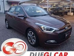 Marrone Usata 2015 Hyundai i20 Style Tre volumi | 7300 € (Buon prezzo)