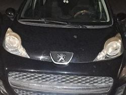 Nero Usata 2011 Peugeot 107 Due volumi | 3700 €