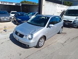 Grigio Usata 2004 VW Polo Comfortline Tre volumi | 1100 € (Super prezzo)