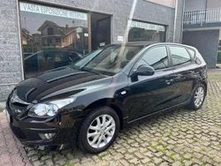 Nero Usata 2011 Hyundai i30 Active Tre volumi | 5500 € (Molto cara)