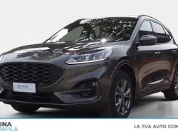 Grigio Usata 2022 Ford Kuga ST-Line SUV | 22.400 € (Ottimo prezzo)
