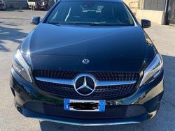 Nero Usata 2018 Mercedes A180 Premium Tre volumi | 14.999 € (Ottimo prezzo)