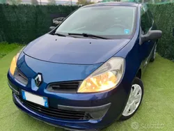 Usata 2006 Renault Clio II Tre volumi | 1800 € (Buon prezzo)