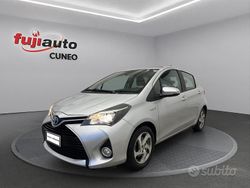 Grigio Usata 2016 Toyota Yaris Hybrid Active Due volumi | 9900 € (Ottimo prezzo)
