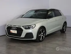 Grigio Usata 2024 Audi A1 Due volumi | 27.490 € (Buon prezzo)