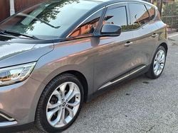 Grigio Usata 2017 Renault Scénic IV Zen Monovolume | 12.500 € (Buon prezzo)