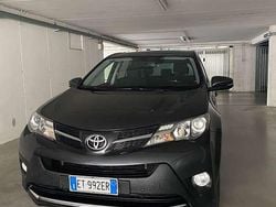 Usata 2013 Toyota RAV4 Edition SUV | 12.999 € (Molto cara)
