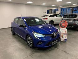 Blu Usata 2020 Renault Clio V Initiale Paris Tre volumi | 14.500 € (Cara)