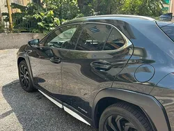 Usata 2020 Lexus UX SUV | 23.500 € (Buon prezzo)