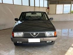 Blu Usata 1987 Alfa Romeo 75 Tre volumi | 8990 €